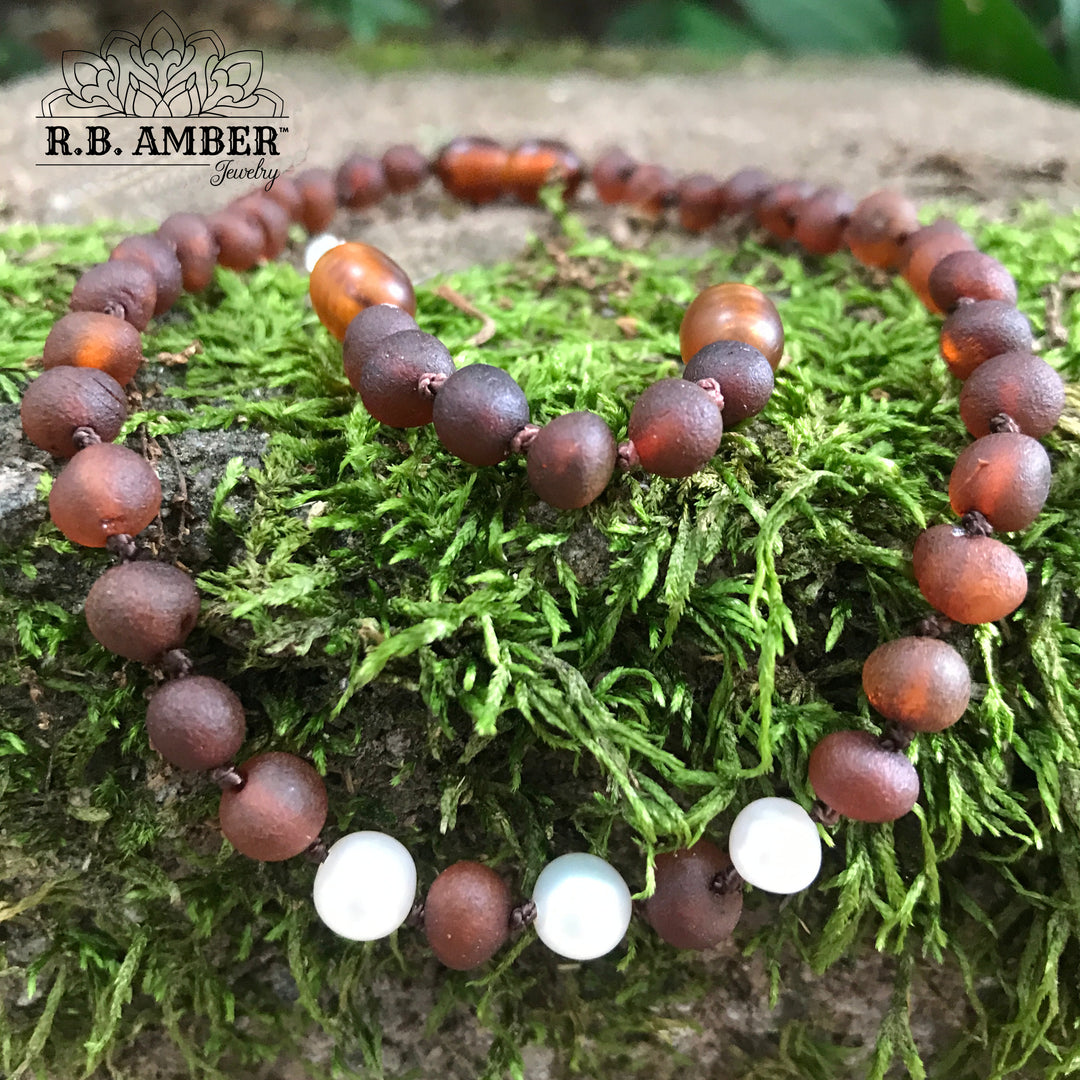 Kids | Freshwater Pearl Accent + Raw Cognac Amber Necklace - R.B. Amber Jewelry